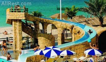 Sharjah Grand Hotel 8